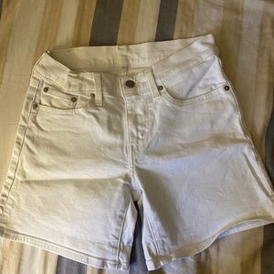 Women’s Levi’s Shorts